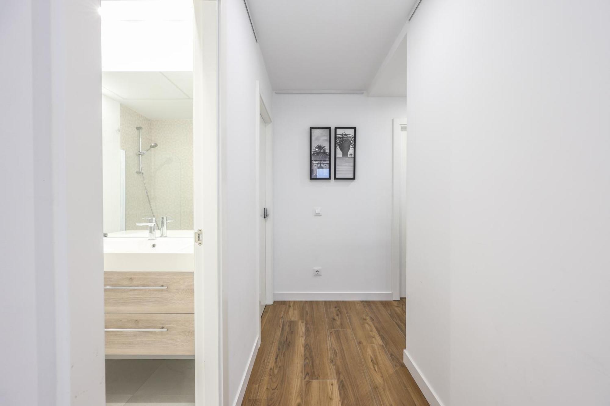 Be Coliving Madrid Centro Hotel Ngoại thất bức ảnh