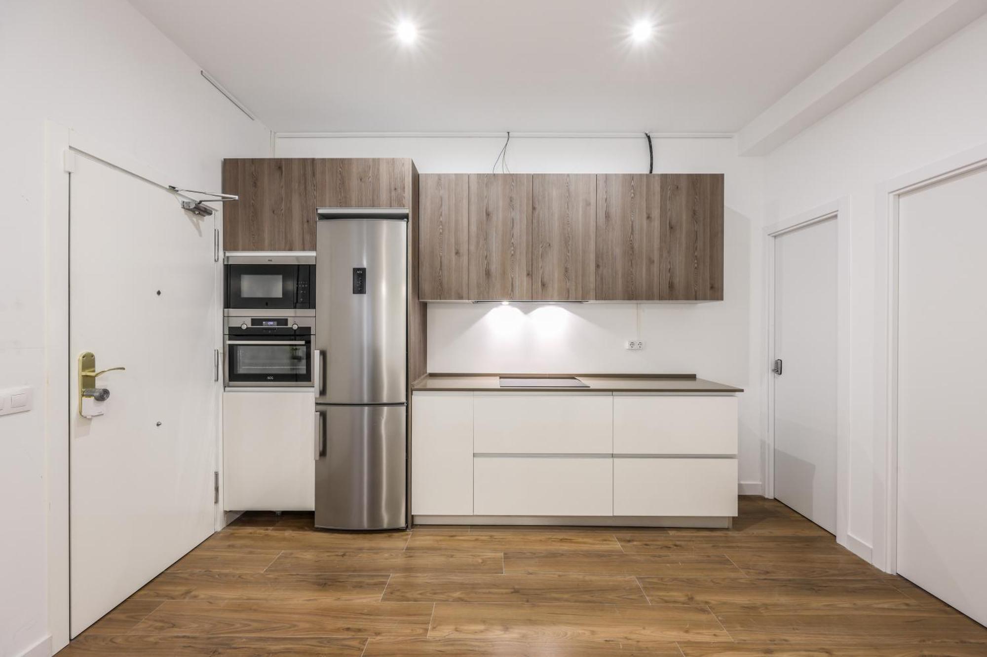 Be Coliving Madrid Centro Hotel Ngoại thất bức ảnh