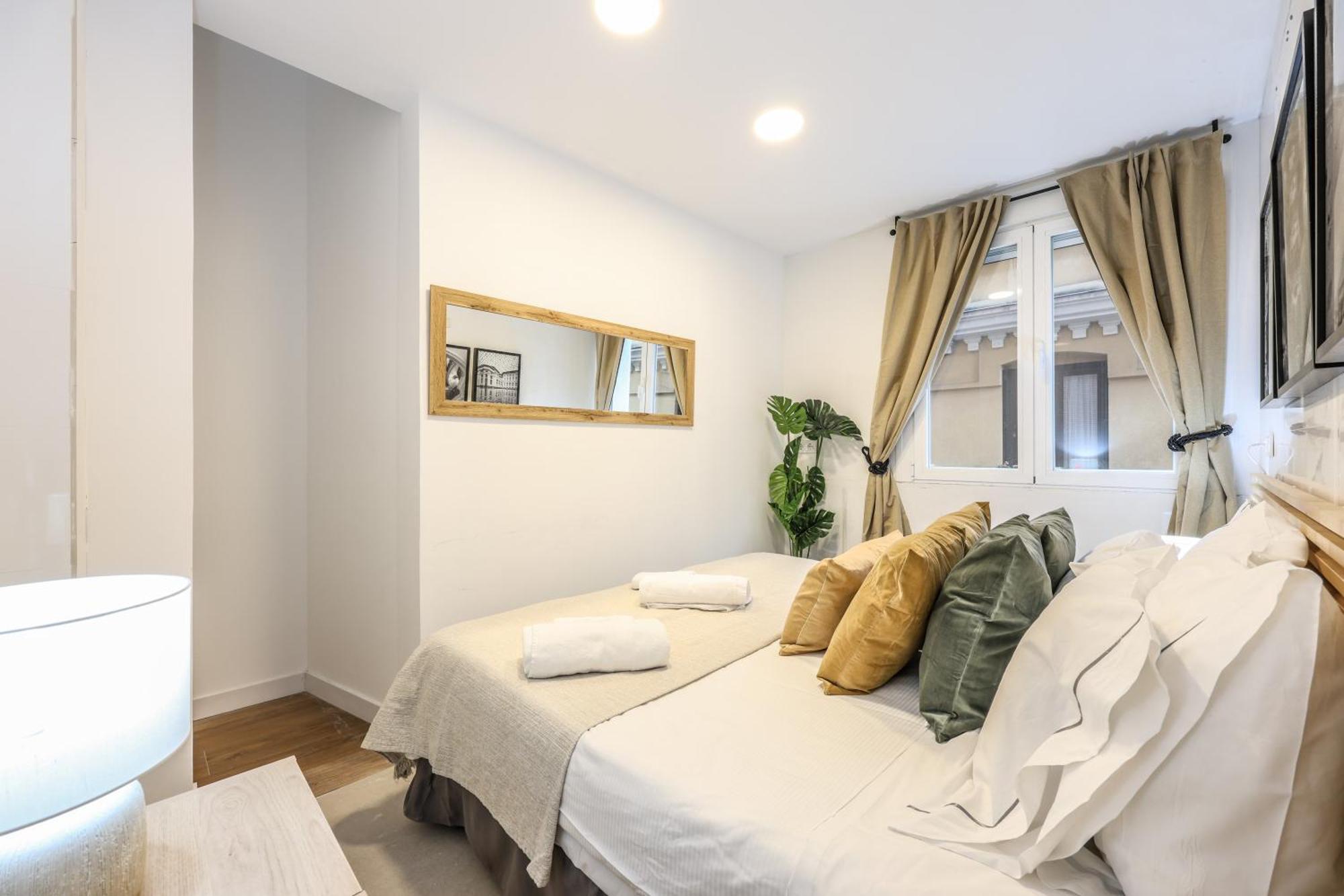 Be Coliving Madrid Centro Hotel Ngoại thất bức ảnh