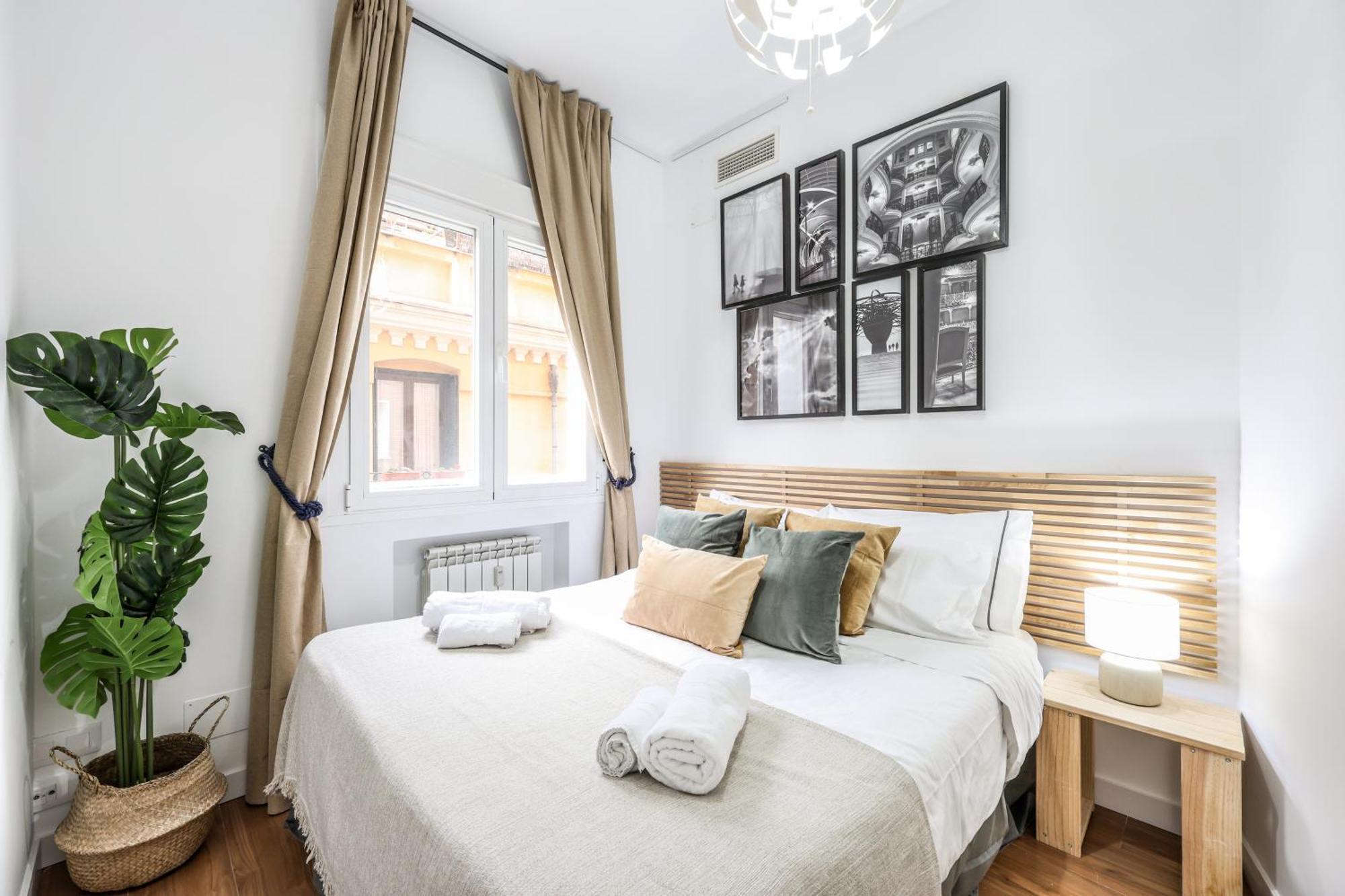 Be Coliving Madrid Centro Hotel Ngoại thất bức ảnh