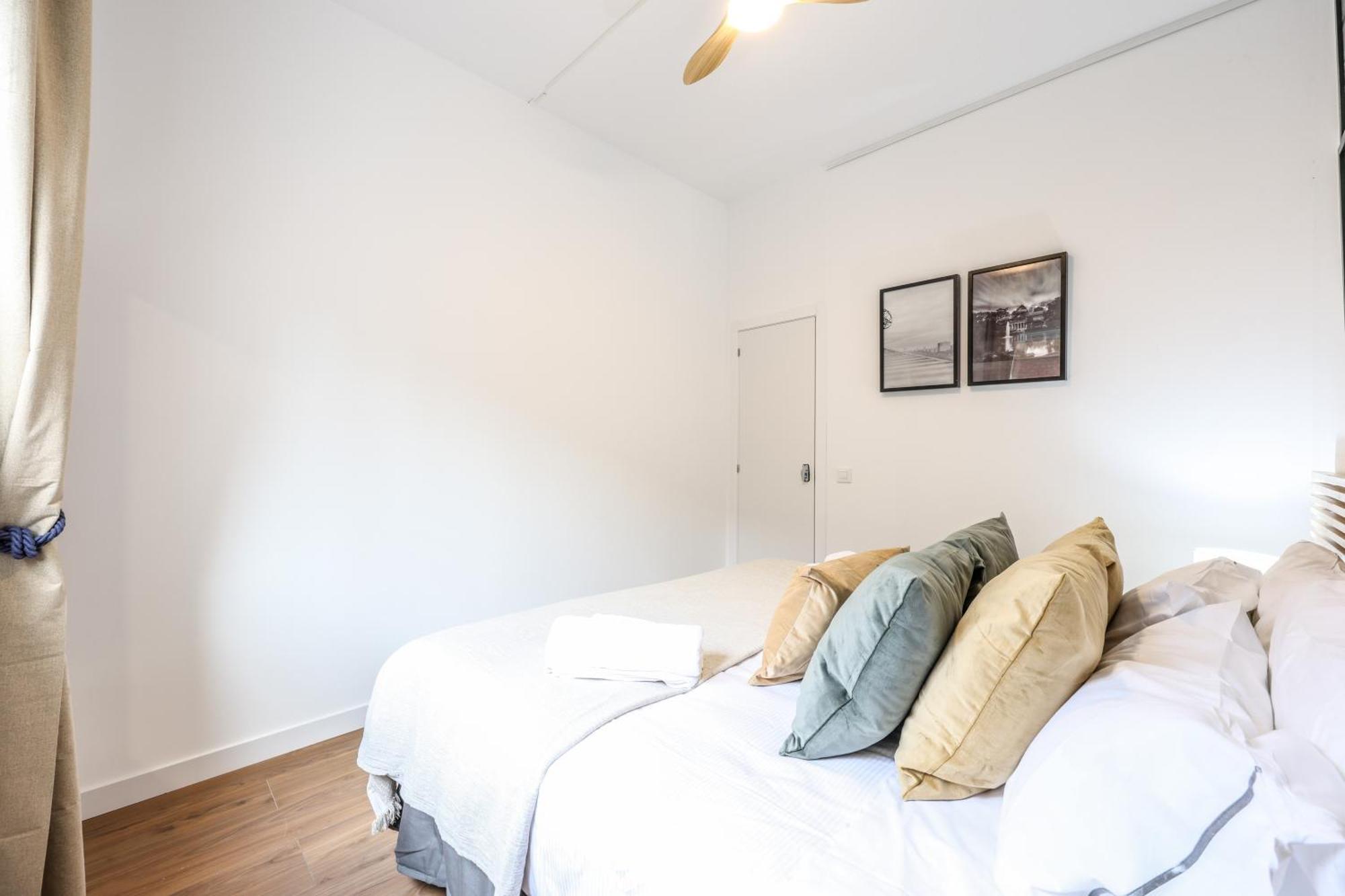 Be Coliving Madrid Centro Hotel Ngoại thất bức ảnh