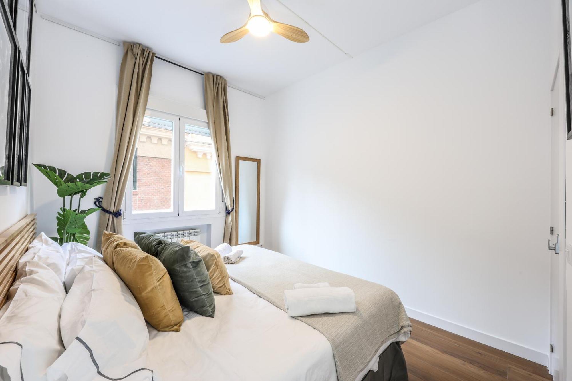 Be Coliving Madrid Centro Hotel Ngoại thất bức ảnh