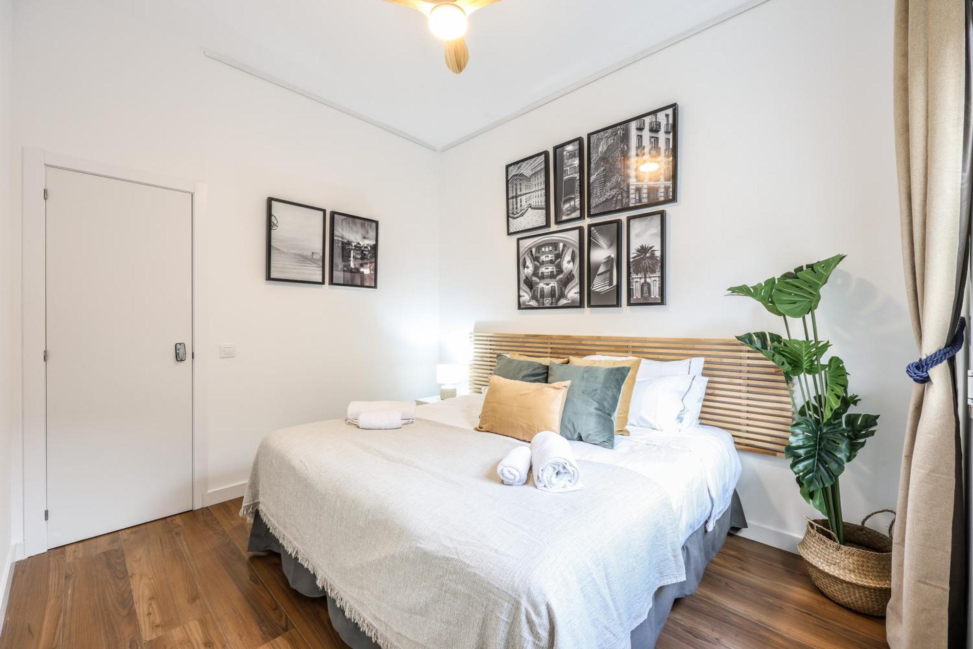 Be Coliving Madrid Centro Hotel Ngoại thất bức ảnh