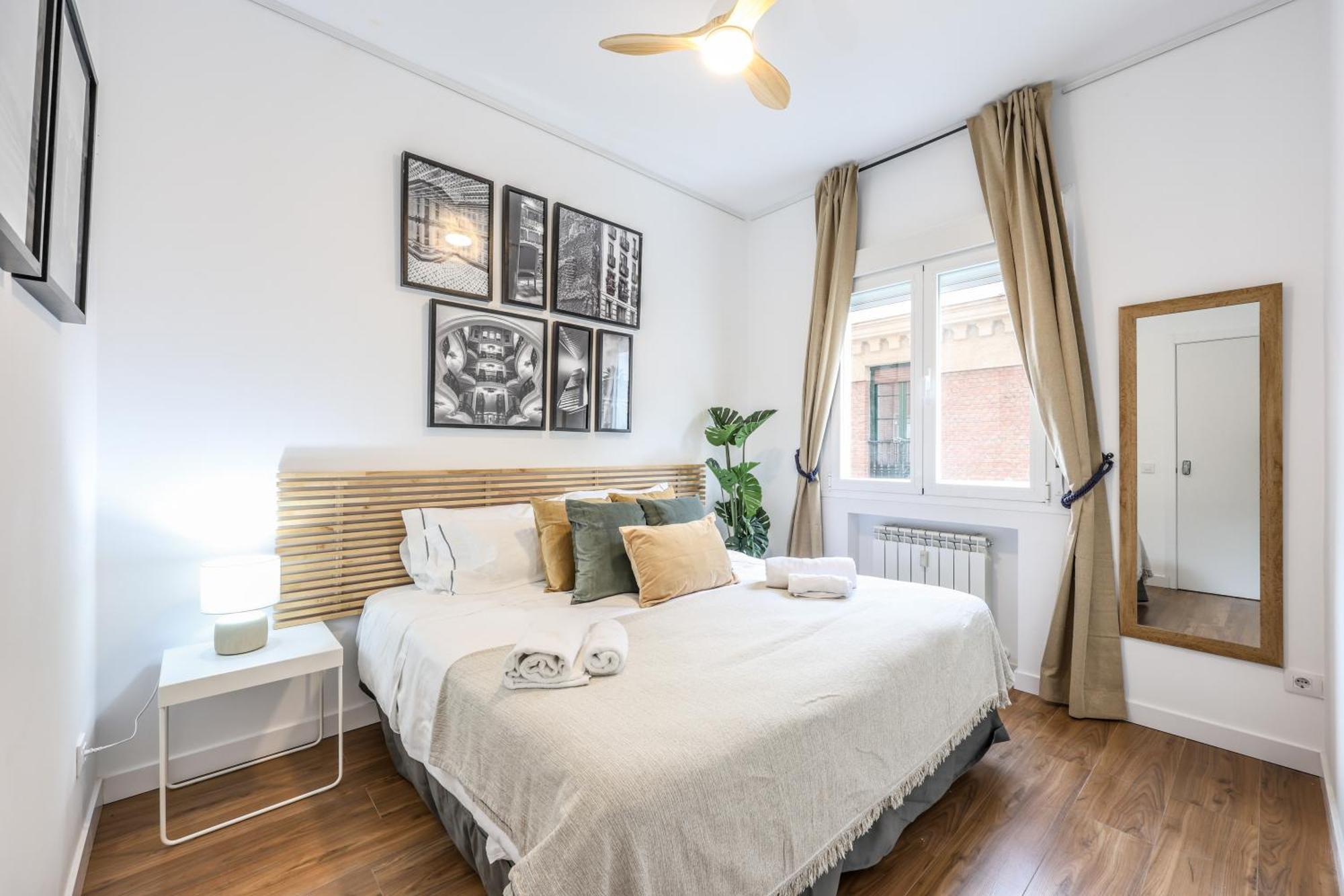 Be Coliving Madrid Centro Hotel Ngoại thất bức ảnh
