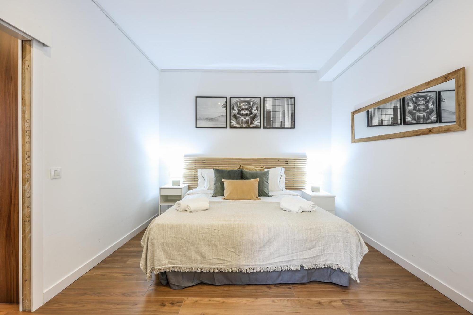 Be Coliving Madrid Centro Hotel Ngoại thất bức ảnh